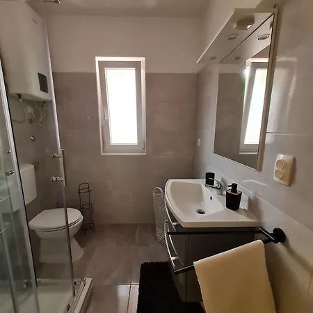 Erika Apartament *